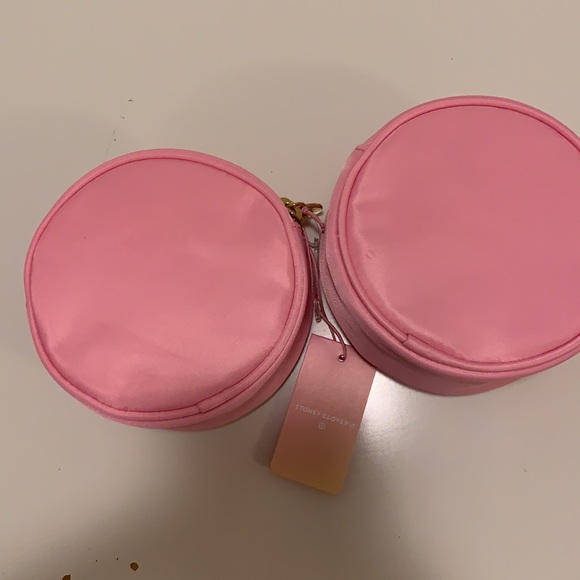 🎉ONE LEFT!🎉 Stoney Clover Lane x Target Rainbow Patch Mini Circle Pouch - Picture 10 of 14